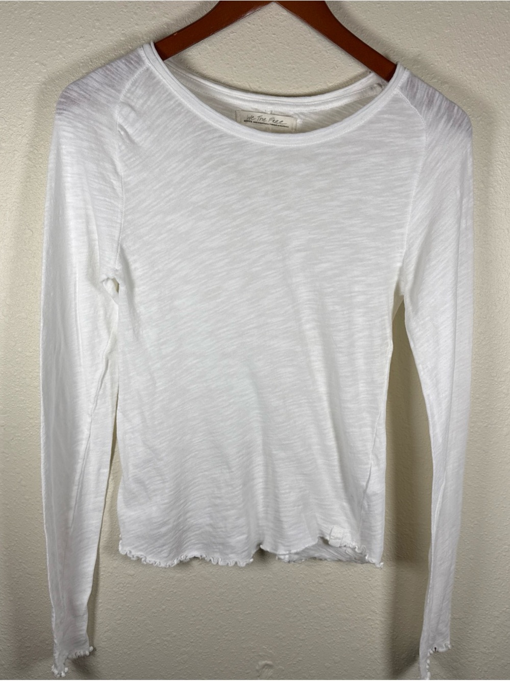 We The Free Slub Cotton Basic Layering Tee Long Sleeve Lettuce Hem Boho M White